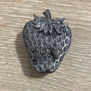 VTG Torino Pewter Strawberry Jewelry Necklace Brooch Earrings Trinket Box Set
